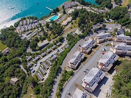 Apartment by Lake Serre-poncon With Pool