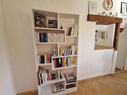 Countryside Holiday Home Near the Beach