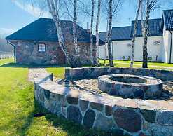 Holiday Cottages, Pool, air Conditioning