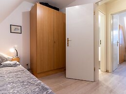 Apartment With Fireplace in a Thatched-roof Condo