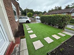 Charming Haven House Right Next To Moss Bank Park