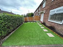 Charming Haven House Right Next To Moss Bank Park