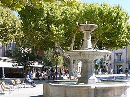 Holiday Home With Private Pool, Vaison-la-romaine