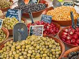 Holiday Home With Private Pool, Vaison-la-romaine