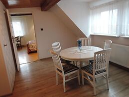 Holiday House With Fenced Garden in Stepnica