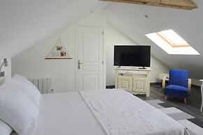 Holiday Home With sea View in Portbail