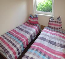 Holiday Home in Szczecin With Parking