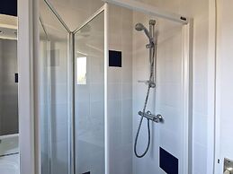 Apartment With sea View Near Beach