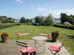 Nice Villa With Magnificent View in Plougasnou