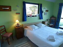 Nice Villa With Magnificent View in Plougasnou