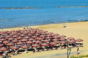 Apartment in Roseto by Sandy Beach