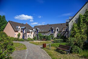 Apartment in Gtshren Lebbin With Garden