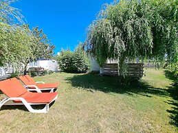 Holiday Home Close to Beach, Cleder