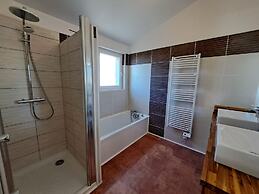 Holiday Home Close to Beach, Cleder