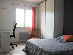 Lovely Holiday Home With Private Pool at the Luberon Park, Pertuis