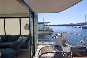 Hausboot in Boltenhagen