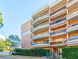 Air-conditioned Studio in Sainte Maxime