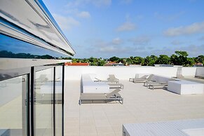 Apartment With Shared Pool Near sea