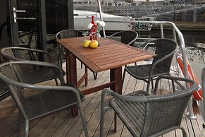 Houseboat in Kamien Pomorski With a Terrace