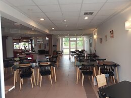 8-guests Holiday Home in Cassen
