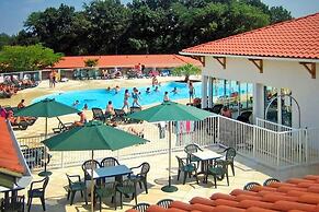 Holiday Home in Cassen for 8 Person