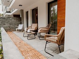 Apartment With a Terrace Near Sea