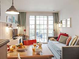 Flat on the Beach With Pool in Le Crotoy