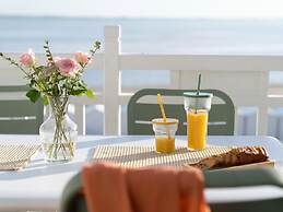 Flat on the Beach With Pool in Le Crotoy