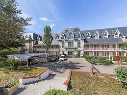 Flat on the Beach With Pool in Le Crotoy