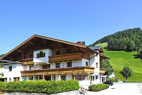 Apartment in Filzmoos With a Balcony