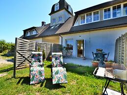 Holiday Home by the Lake. Podamirowo