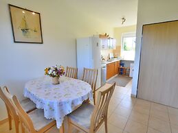 Holiday Home by the Lake. Podamirowo