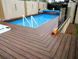 Comfortable Apartment With a Swimming Pool and Jacuzzi in Miedzywodzie