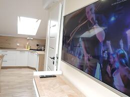 Comfortable Apartment With a Swimming Pool and Jacuzzi in Miedzywodzie