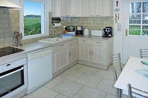 Charming Holiday Home With sea View, Plougasnou