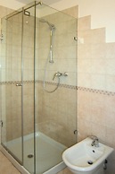 Apartment in Lazise With Communal Pool