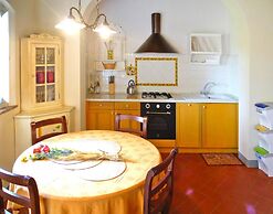 Apartment in Tuscany With Golf Course