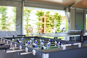 Luxury Homes With the Pools for 6 Persons