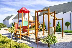 Luxury Homes With the Pools for 6 Persons