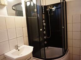 House With a View of the Lake, for 8 People