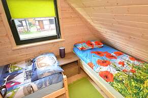 Comfortable Holiday House With a Garden, Dabki