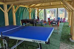 Comfortable Holiday House With a Garden, Dabki