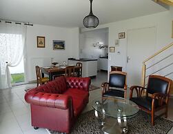 Comfortable Holiday Home With Garden, Near Beach