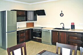 Terraced House With Pool and Sauna, Sieciemin