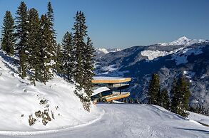 Apartment in Kaltenbach at the ski Lift
