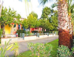 Apartment in Ascea With Garden