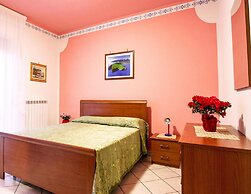 Apartment in Ascea With Garden