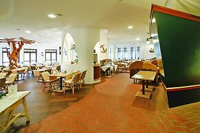 Studio With Shared Pool and Close to the Beach in Golfo Aranci