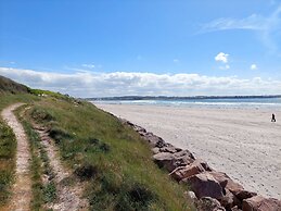 Holiday Home in Santec Near Dossen Beach