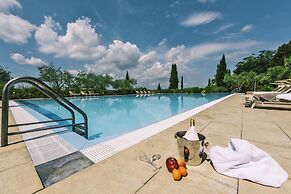 Apartment in Santo Pietro Belvedere With Pool-formerly TUI Ferienhaus